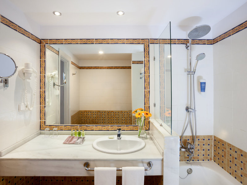 Occidental Isla Cristina 34