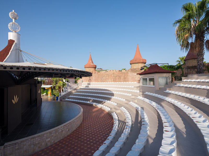 Aydinbey Famous Resort 54