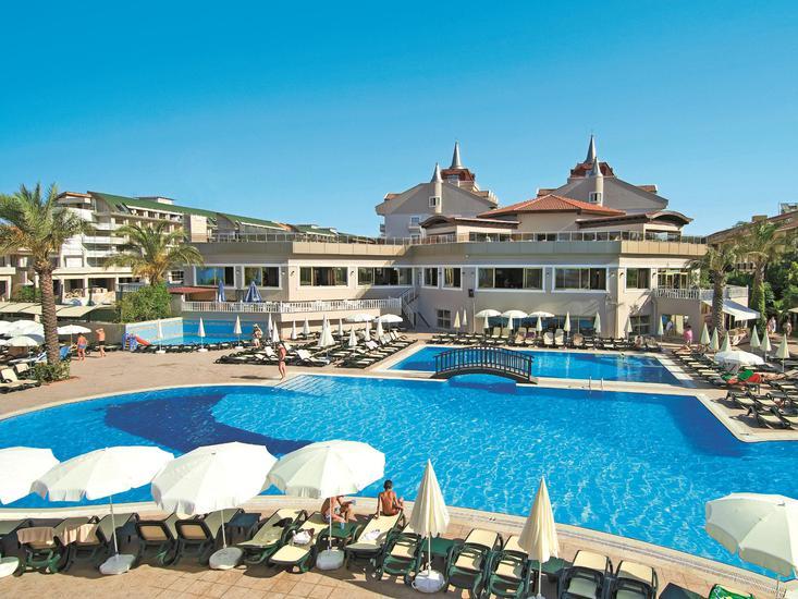 Aydinbey Famous Resort 1 - Exterior