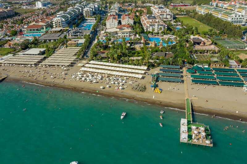 Aydinbey Famous Resort 5 - Exterior