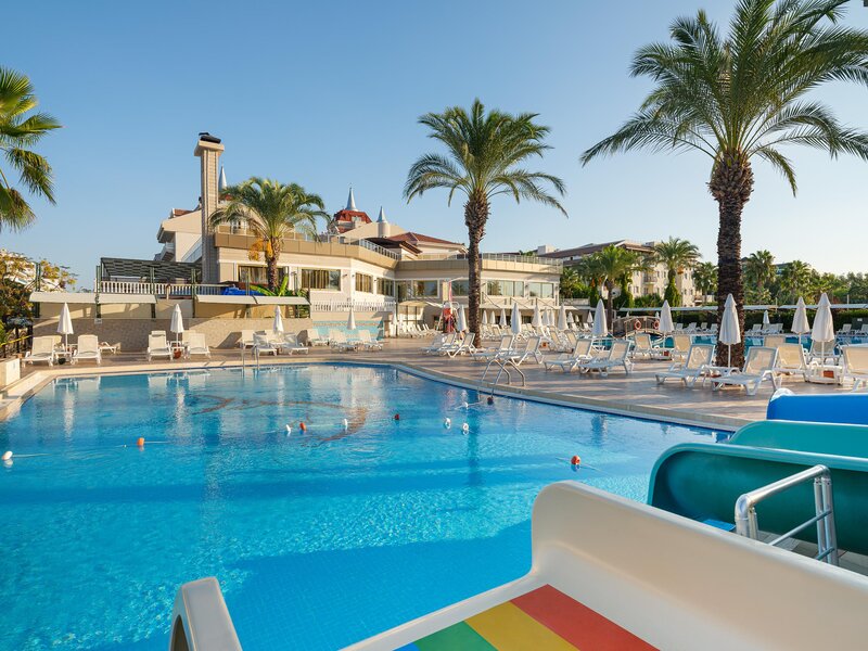 Aydinbey Famous Resort 9 - Outdoor Pool