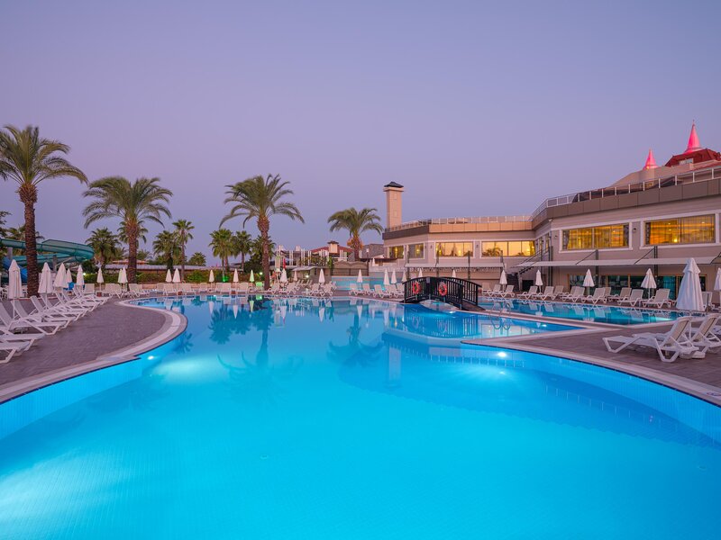 Aydinbey Famous Resort 10 - Outdoor Pool