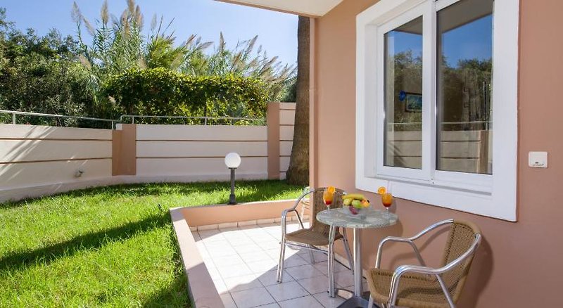 Dias Studios & Apartments 3