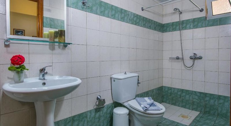 Dias Studios & Apartments 7