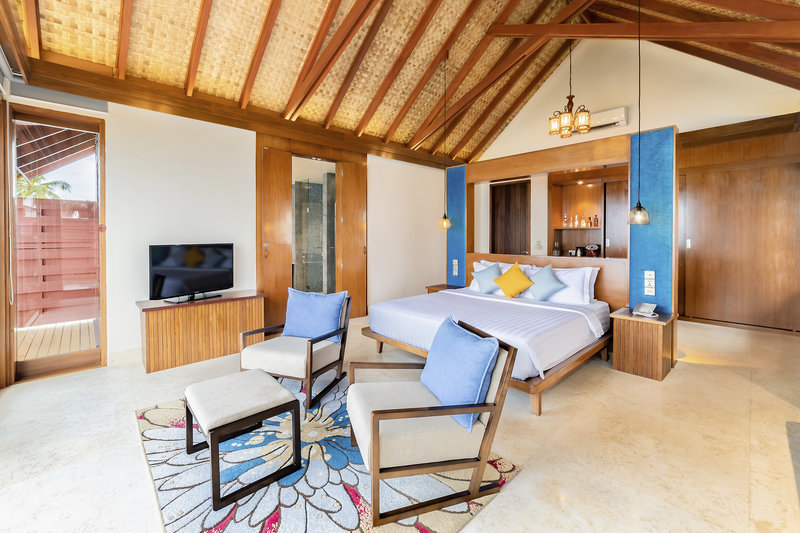 Furaveri Maldives 13