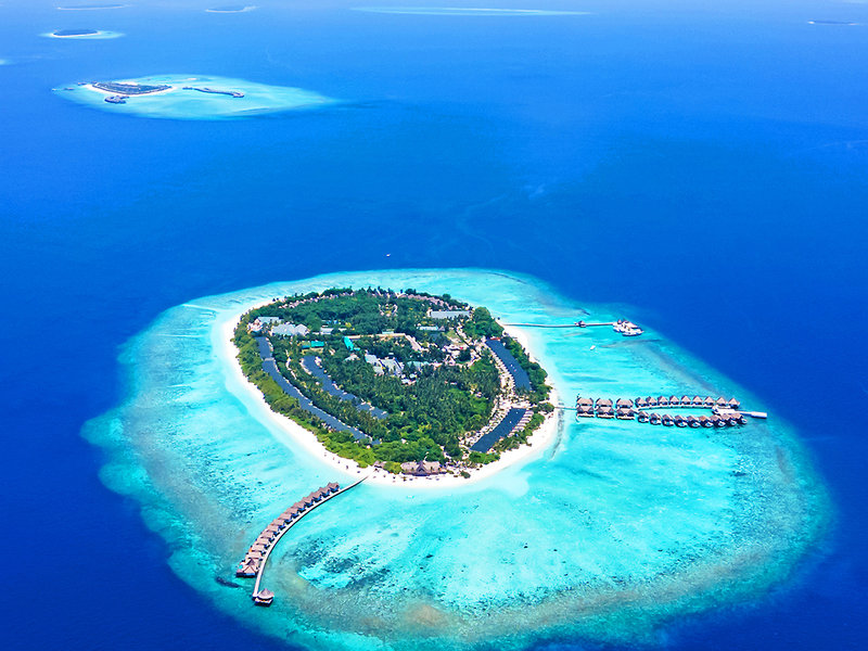 Furaveri Maldives 2