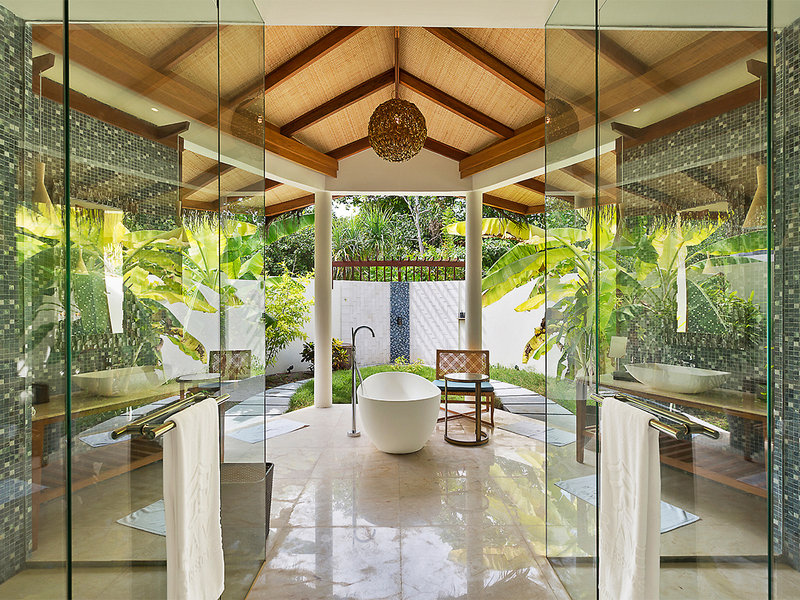 Furaveri Maldives 24
