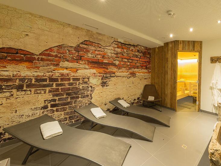 Two Timez Boutique Hotel 9