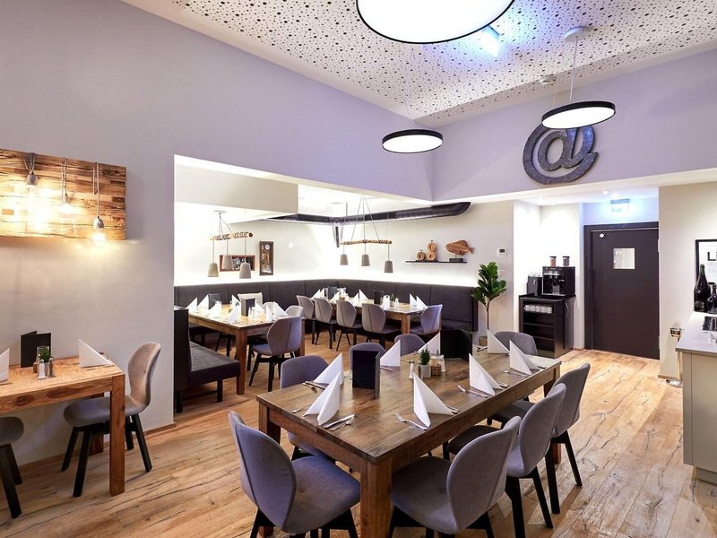 Two Timez Boutique Hotel 25