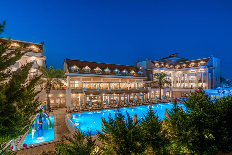 Side Story Resort & Spa 12