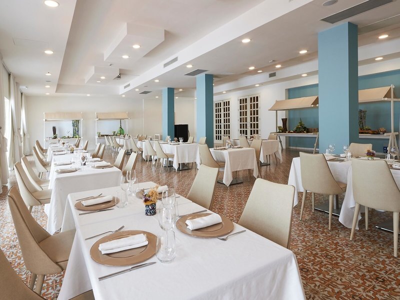 Grand Hotel Riviera 34