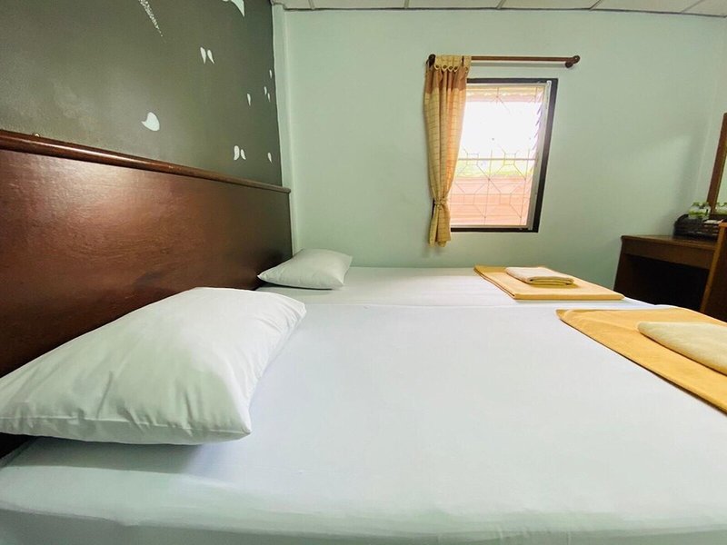 Phang Nga Guesthouse 13