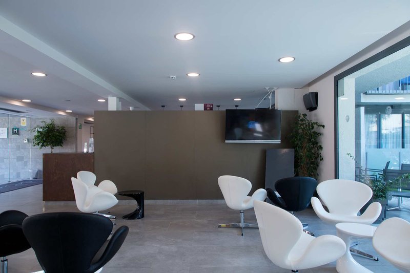 Hotel GHT Sa Riera 14