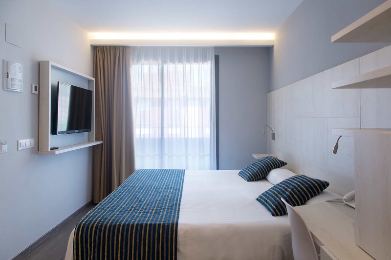 Hotel GHT Sa Riera 20