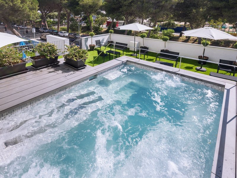Hotel GHT Sa Riera 11