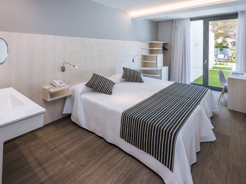 Hotel GHT Sa Riera 31