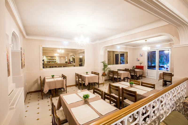 Sirena Beach Hotel 7