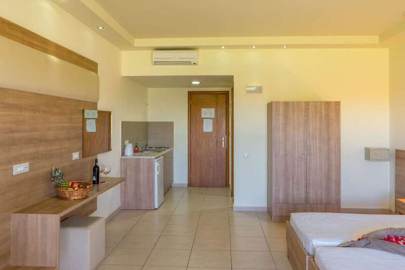 Stamos Hotel 8