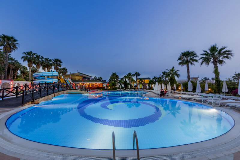 Holiday Garden Resort 7