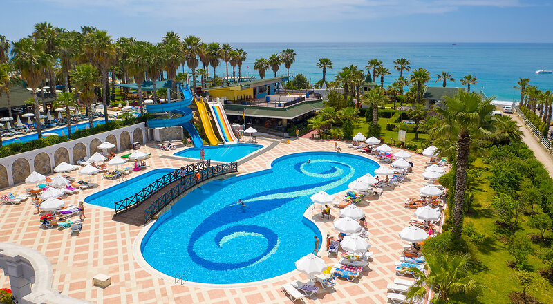 Holiday Garden Resort 9