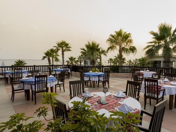 Holiday Garden Resort 6