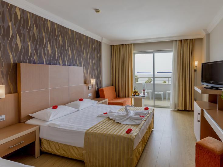 Holiday Garden Resort 8