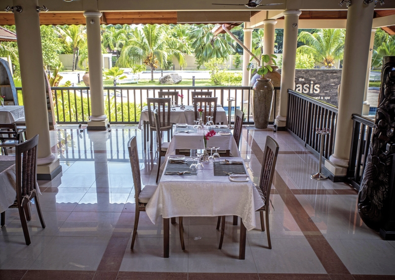 The Oasis Hotel Restaurant & Spa 3