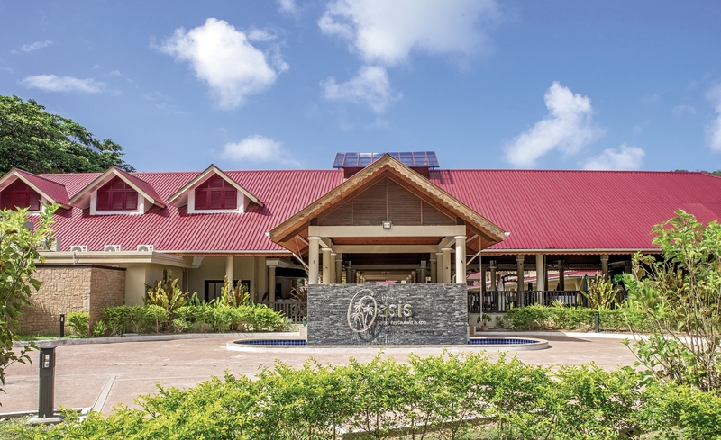 The Oasis Hotel Restaurant & Spa 13