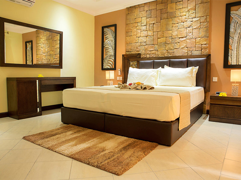 The Oasis Hotel Restaurant & Spa 3