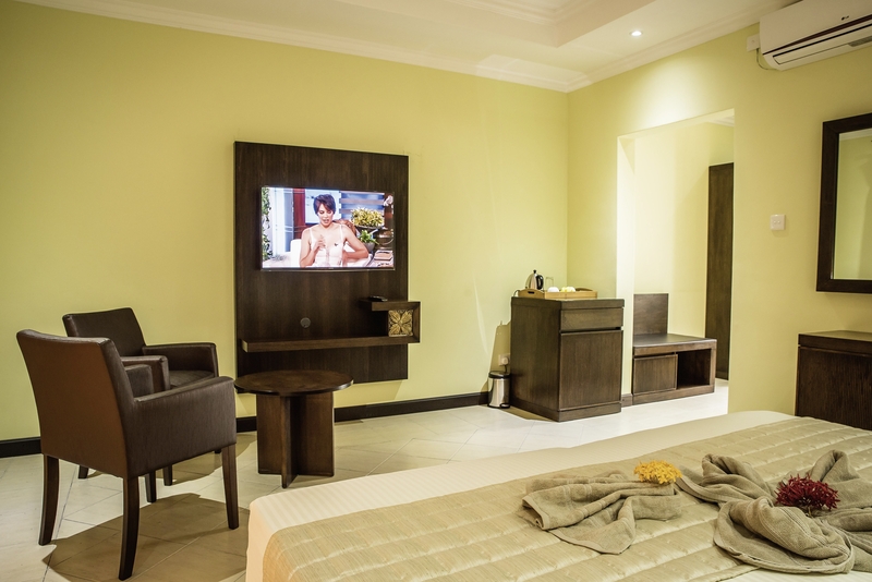 The Oasis Hotel Restaurant & Spa 12