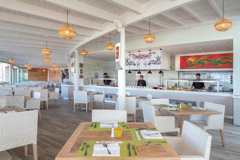 Star Beach Village & Waterpark 18