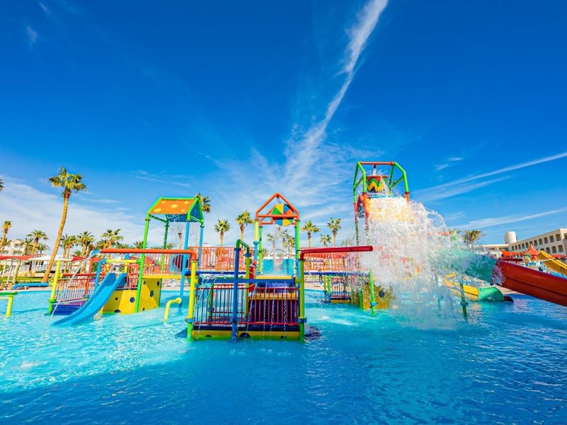 Titanic Resort & Aqua Park 4