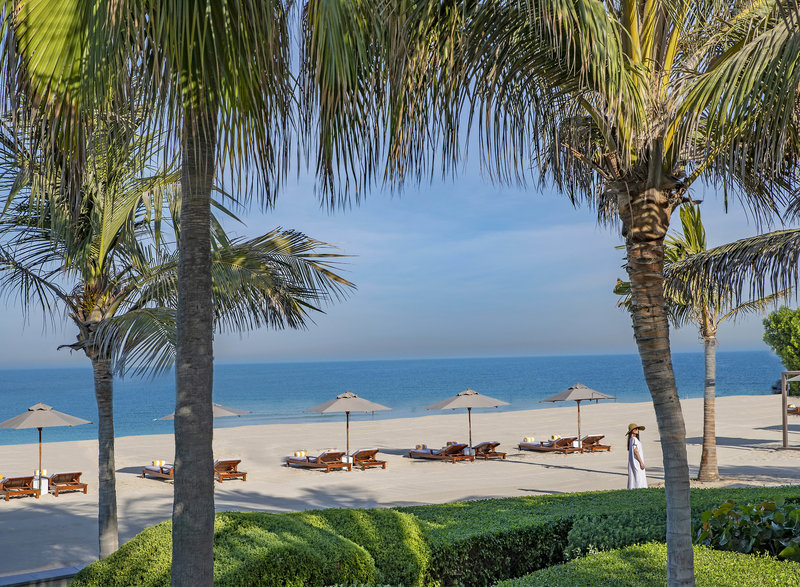Al Zorah Beach Resort 4