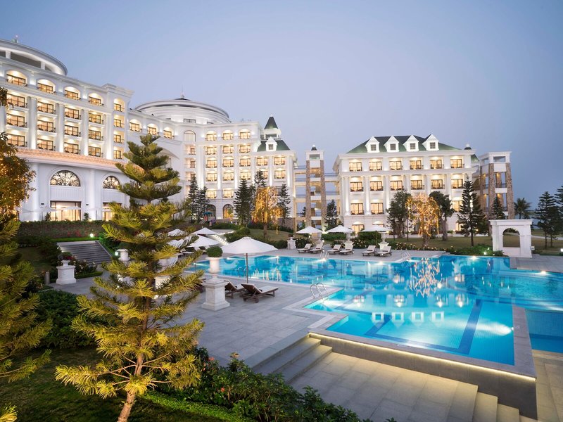 Vinpearl Resort & Spa Ha Long 13