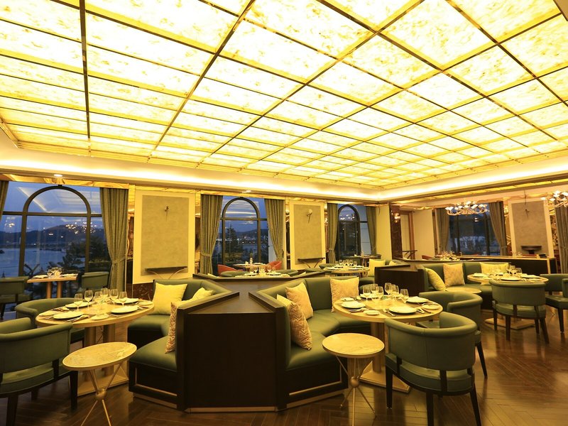 Vinpearl Resort & Spa Ha Long 21