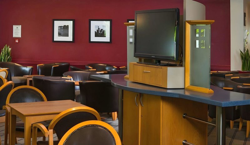 Holiday Inn Express Inverness 4