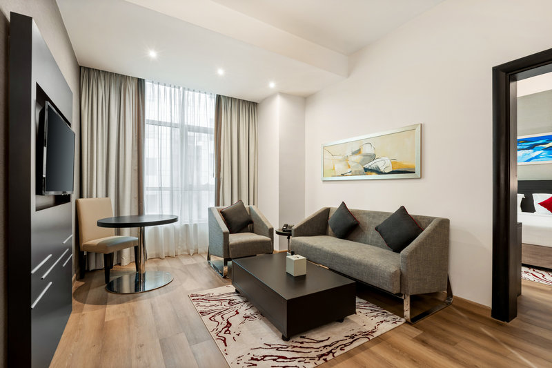 Ramada by Wyndham Dubai Barsha Heights 8