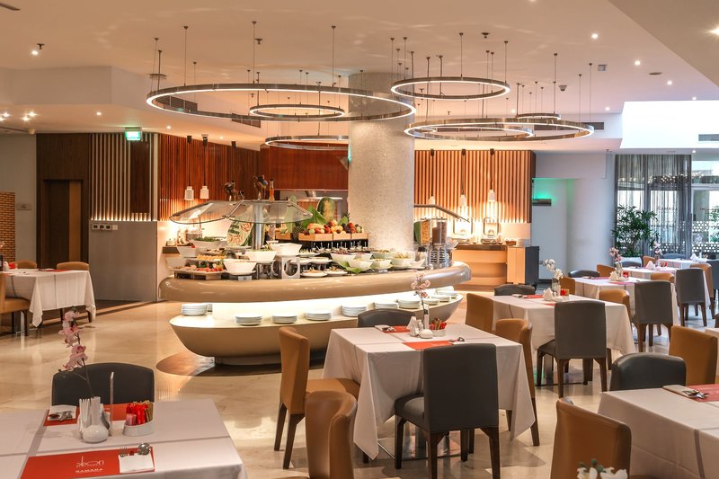 Ramada by Wyndham Dubai Barsha Heights 14