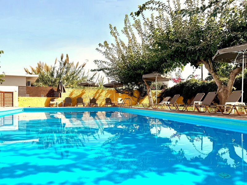 Domenica Apartments 8