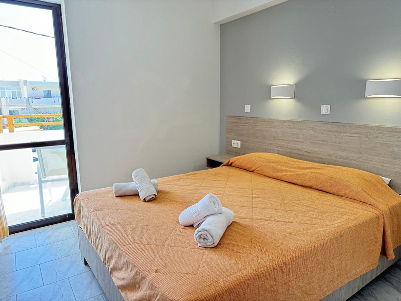 Domenica Apartments 12