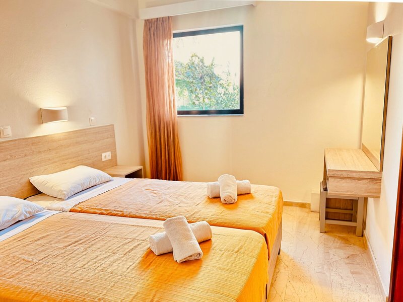 Domenica Apartments 42