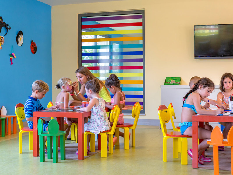 Royal Seginus 41