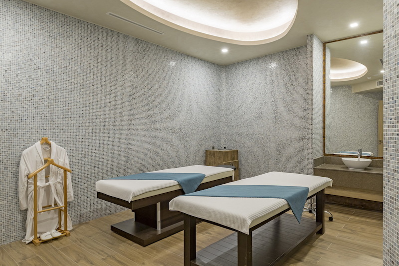 Royal Seginus 25