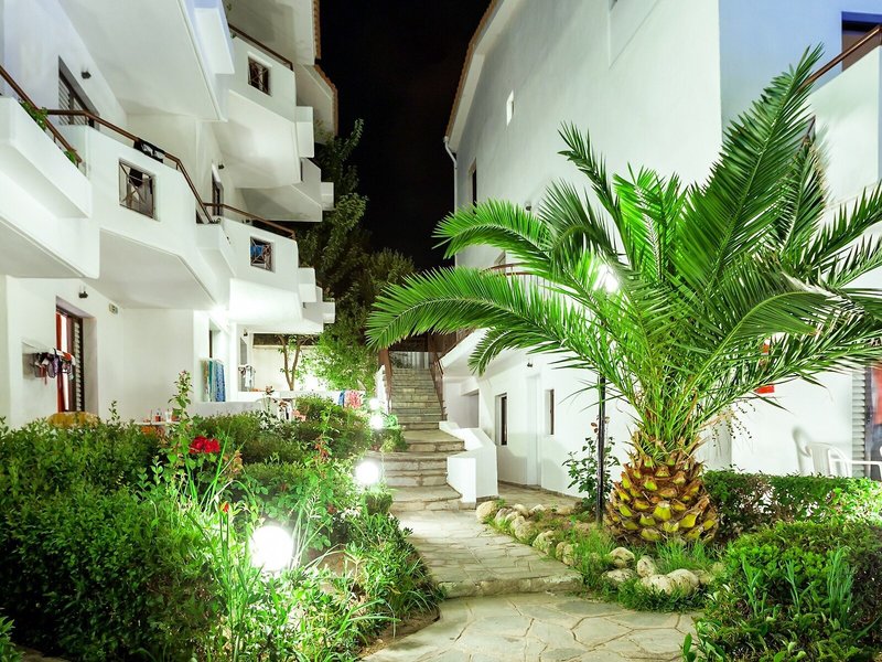 Xenios Dolphin Beach Hotel 1