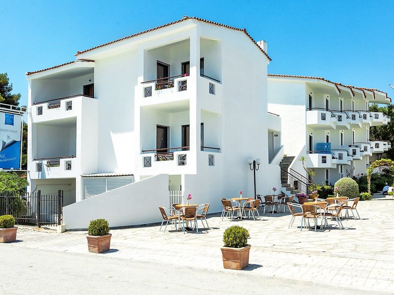 Xenios Dolphin Beach Hotel 4