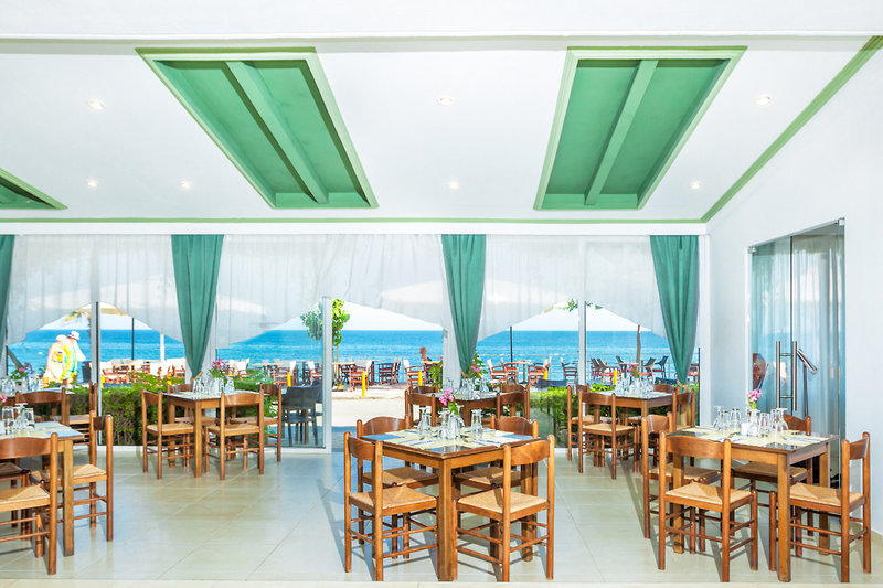Xenios Dolphin Beach Hotel 6