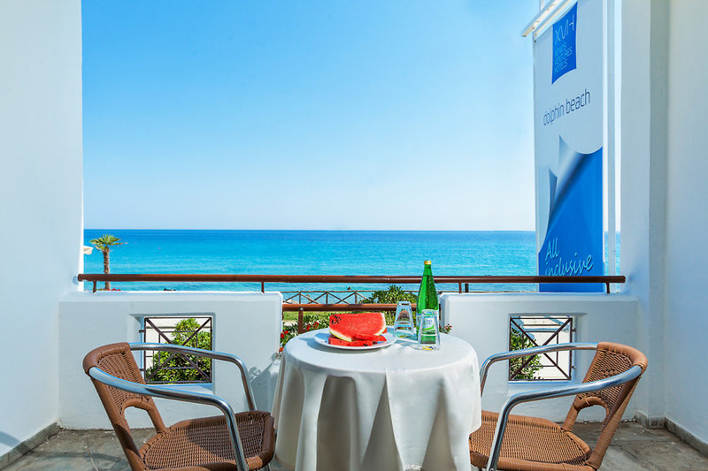 Xenios Dolphin Beach Hotel 7