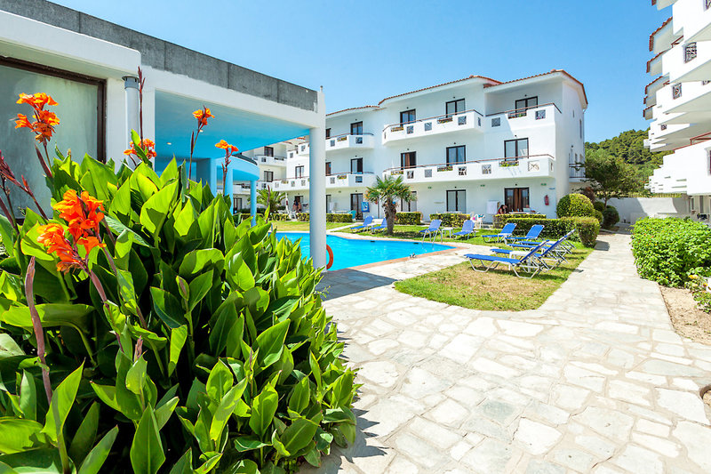 Xenios Dolphin Beach Hotel 10