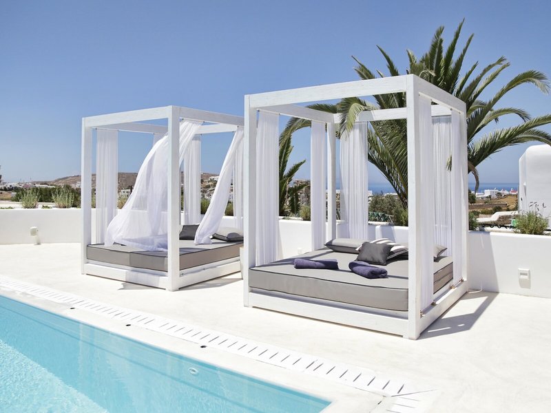 Livin Mykonos 13