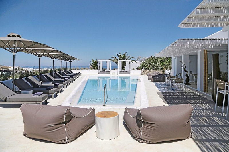 Livin Mykonos 9